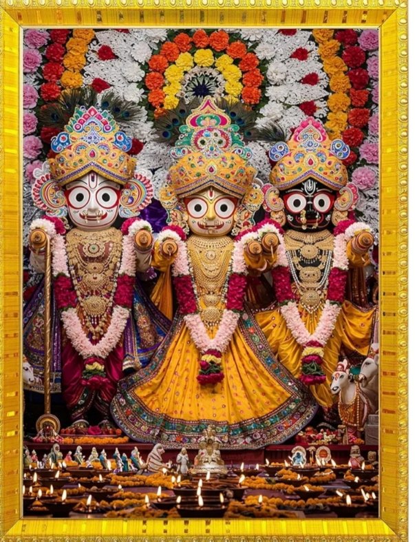 You are not alone he is always with you 💗
Jai Mahaprabhu Jagannath Ji Bhagwan