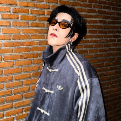 PerChaianun's tweet photo. #NewProfilePic https://t.co/jsiP8d0bfW