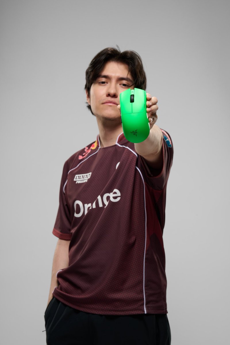 Playoffs secured. Powered by <a href="/Razer/">R Λ Z Ξ R</a> 💚