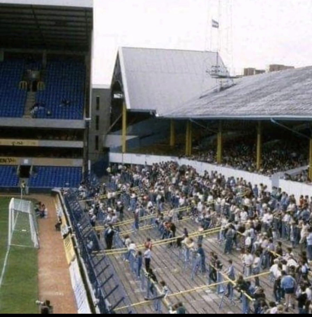 What a stadium that was!   I loved the North Stand as a Junior Member in the 80s watching Gazza, Waddle, Mabbutt etc 

Great memories