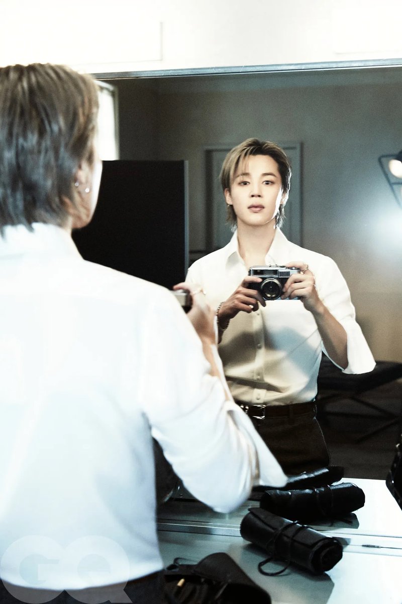 Jimin talks to GQ about his solo projects:

“The solo activities, for me, was like a wake-up call. I knew that I had to practice a lot and grow as an artist and widen my spectrum before we banded together as one. I was looking at the performances and solo activities of other