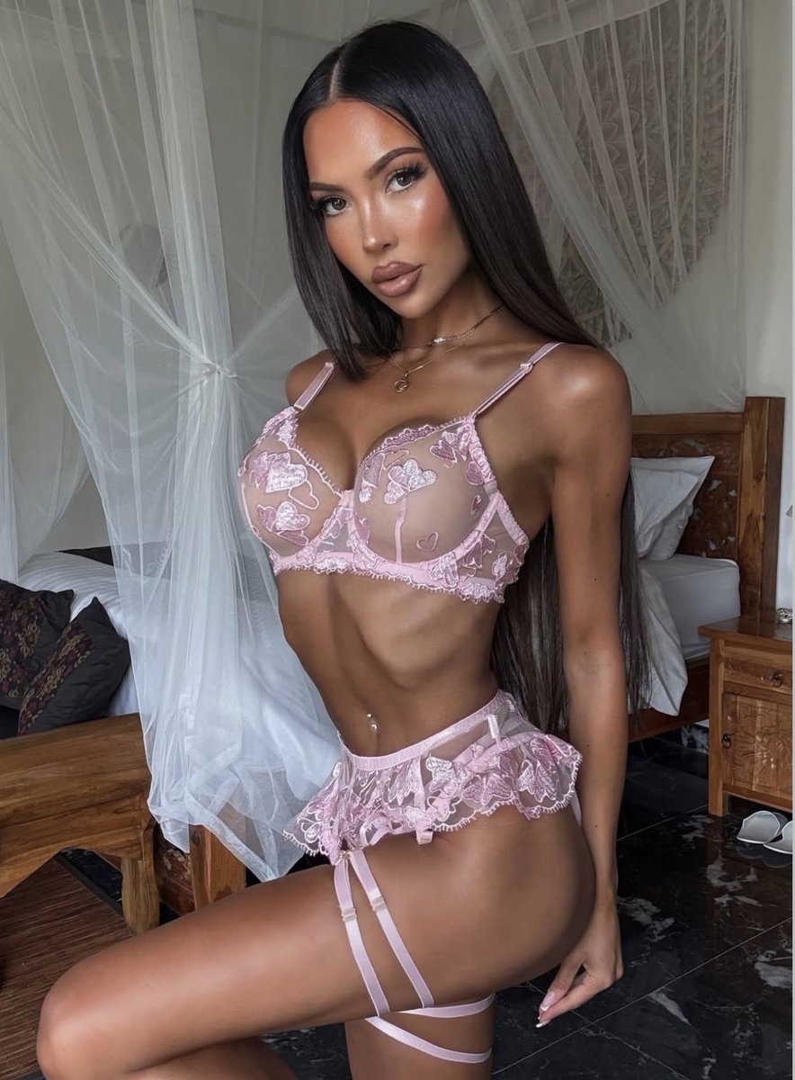 Lingeriedoll tweet media
