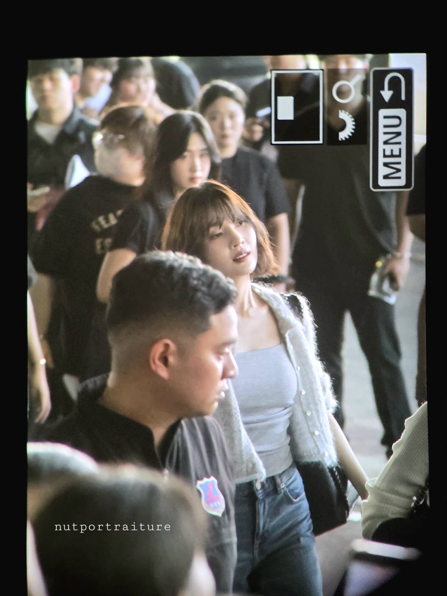 [PREVIEW] 20260213 RED VELVET at VTBS
#IRENE
#SEULGI
#JOY
#RedVelvet
#SMTOWNLIVE2025_26_BANGKOK