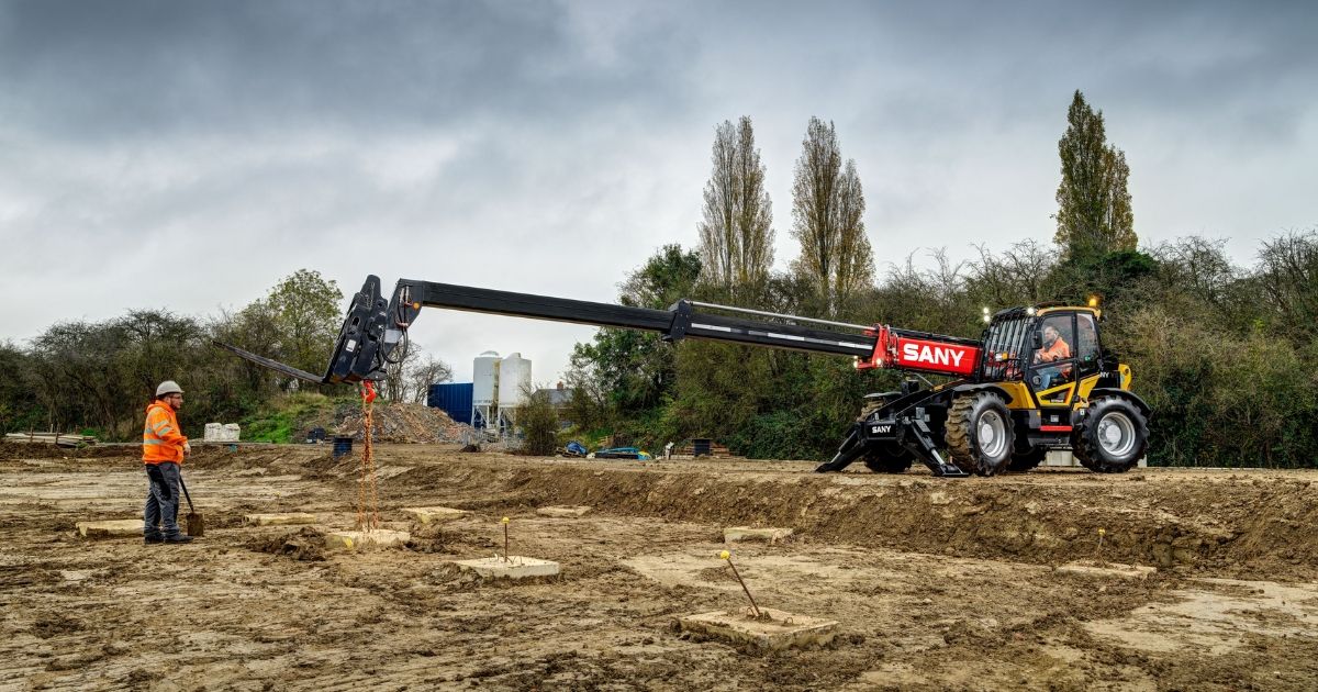 Grupocibsa's tweet photo. SANY STH1440 – MÁQUINA DE DEMOSTRACIÓN
Manipuladora telescópica 4.000 kg y 14 m de altura. Rendimiento y alcance real en obra.
 https://t.co/cwsmykGfRB
#grupocibsa #diesel #agricola https://t.co/BjhfBqsSdf