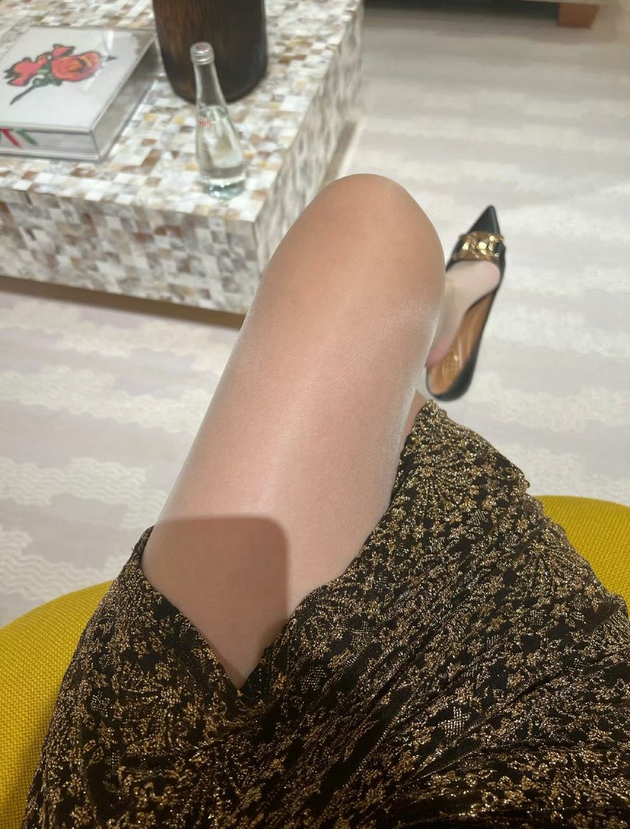 喜上眉梢 tweet media