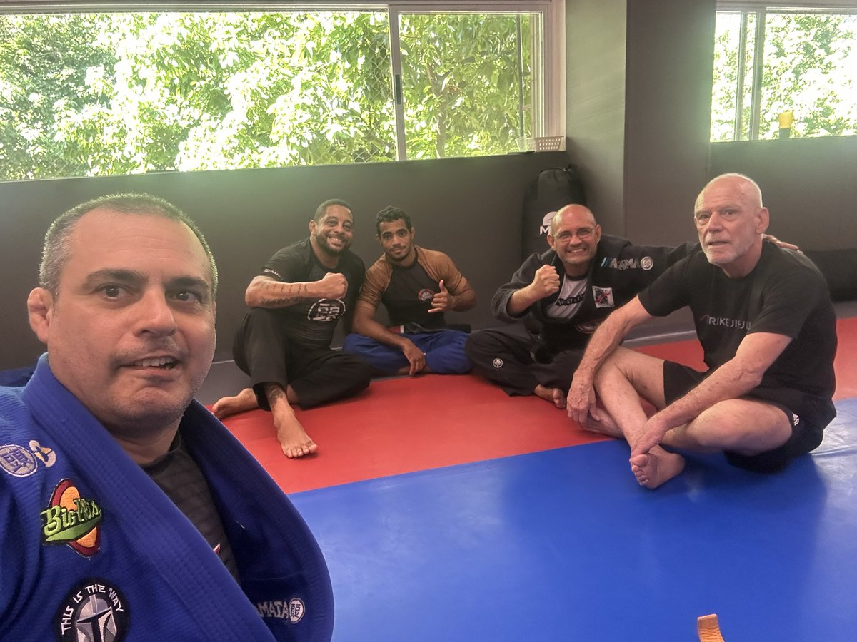 A 1ª Private Class do Guaxinim 🦝 foi pra conta!! ✅
SG: OgrUber, BITO e Caneppa.