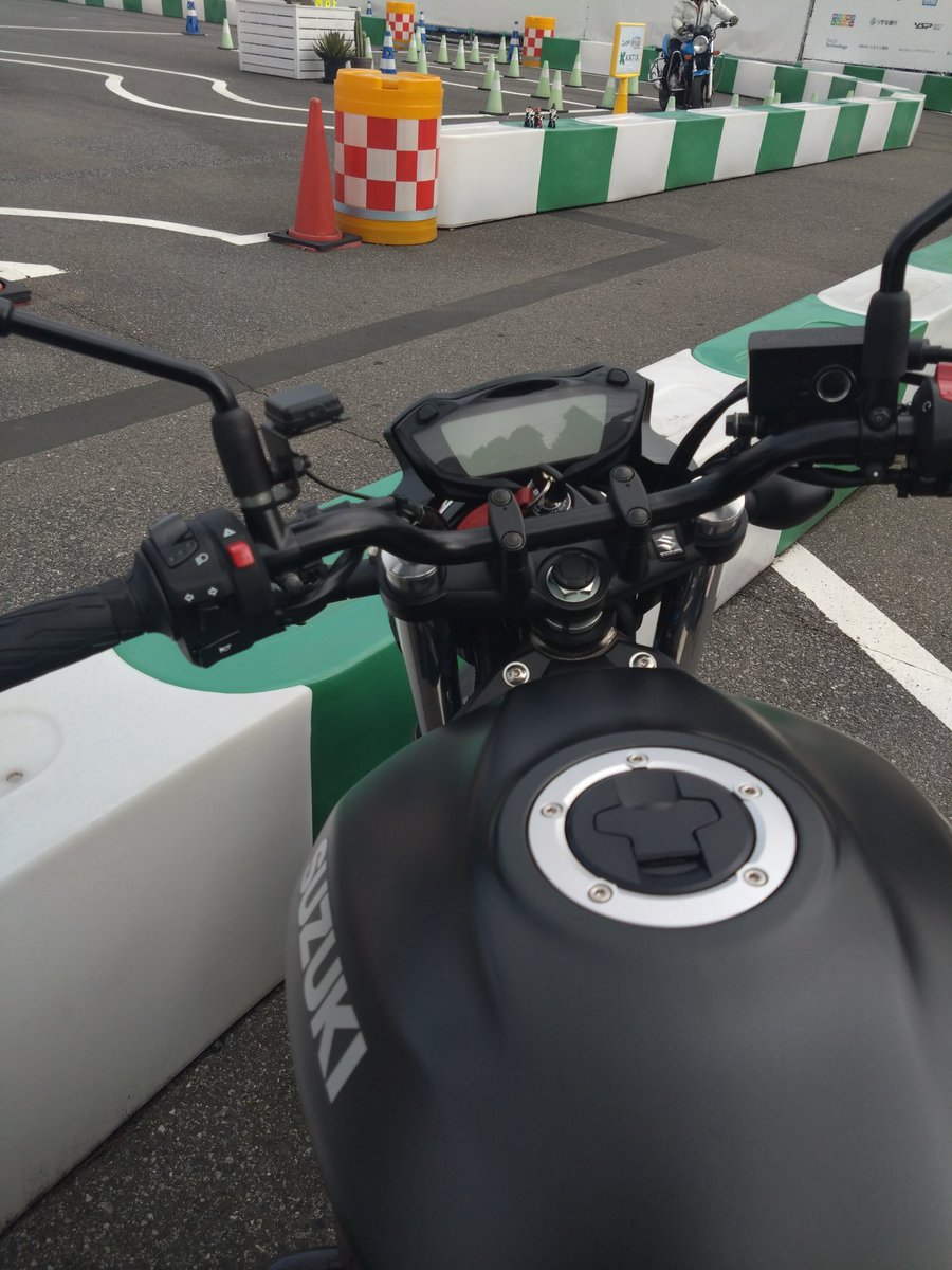 まっぴい tweet media