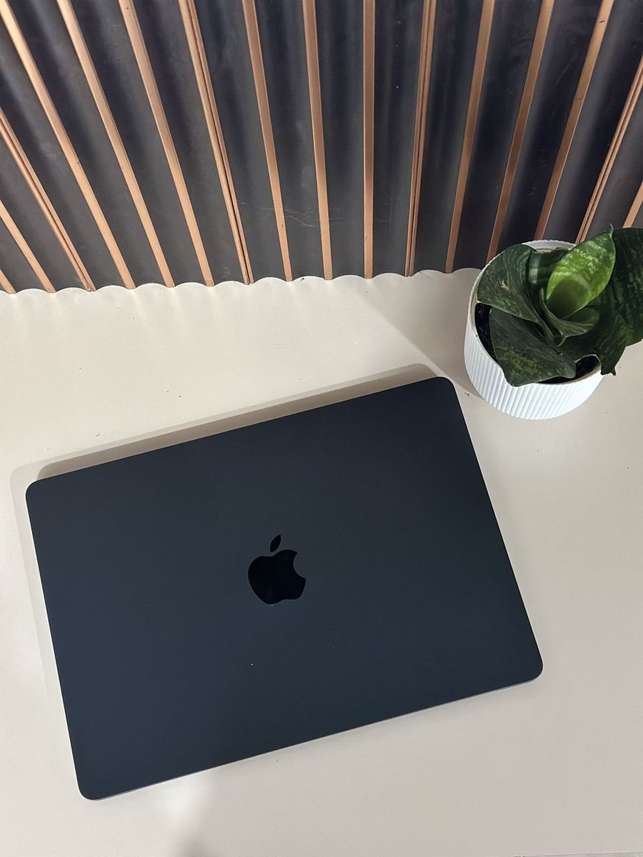 MacBook Air M2 Chip
15' Inches 2023
RAM:8GB
Storage: 256GB
Battery Health: 94% 
Color: Dark Blue
<a href="/2/">A 2-loop</a>,480,000Ugx 
Available
Call 0778862368
WhatsApp 0759859710