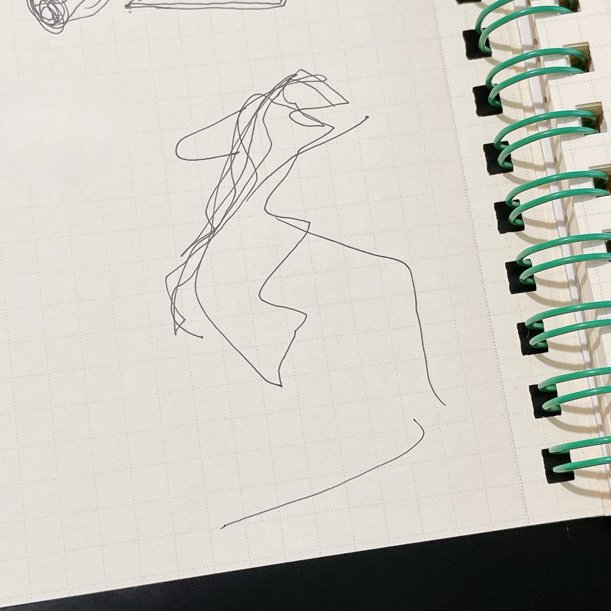 泣く女