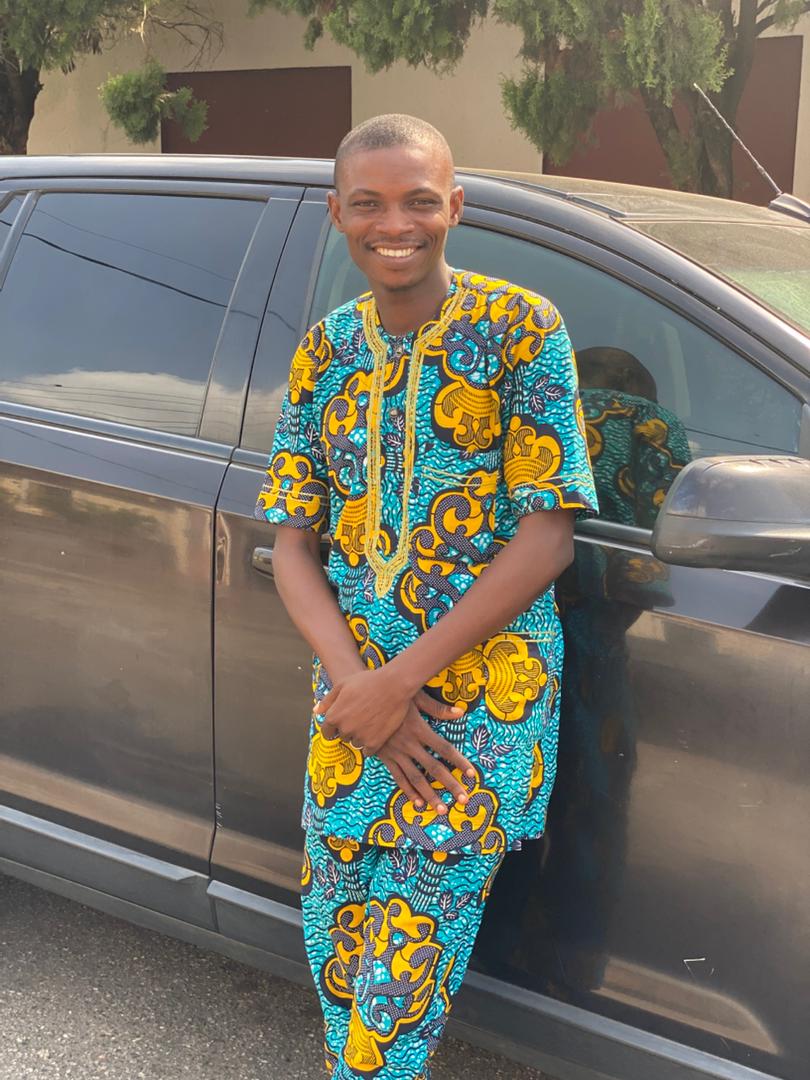 onedatanigeria's tweet photo. Valentine is in the air…
And connection looks good on everyone. 💫. From bold to classy, casual to corporate —strong connections fit every lifestyle.

#valentinesseason 
#onedata 
#digitallove 
#reliableinternet 
#StayOnline
#connectedcommunity https://t.co/L4PUrd6gqy