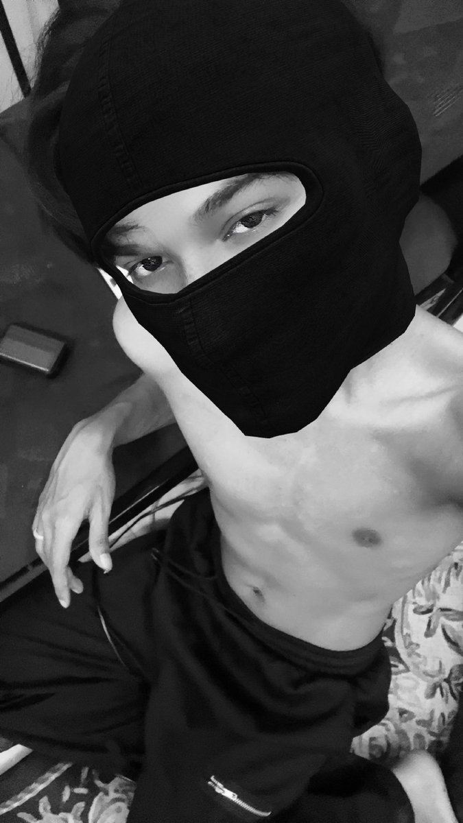 ryyzvx's tweet photo. veiny https://t.co/ANAoBlHBFR