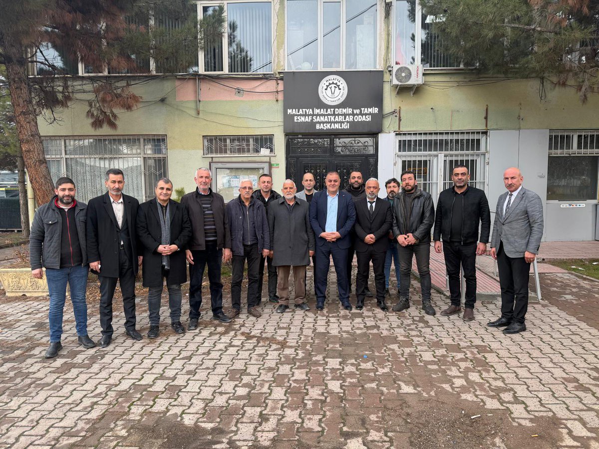 Milliyetçi Hareket Partisi Malatya İl Başkanı olarak, Malatya İmalat Demir ve Tamir Esnaf ve Sanatkârlar Odası Başkanlığına seçilen Sayın Teslim Tunçdemir ve kıymetli yönetim kurulu üyelerine hayırlı olsun ziyaretinde bulunduk.

Malatya’mızın üretim gücünü temsil eden, alın