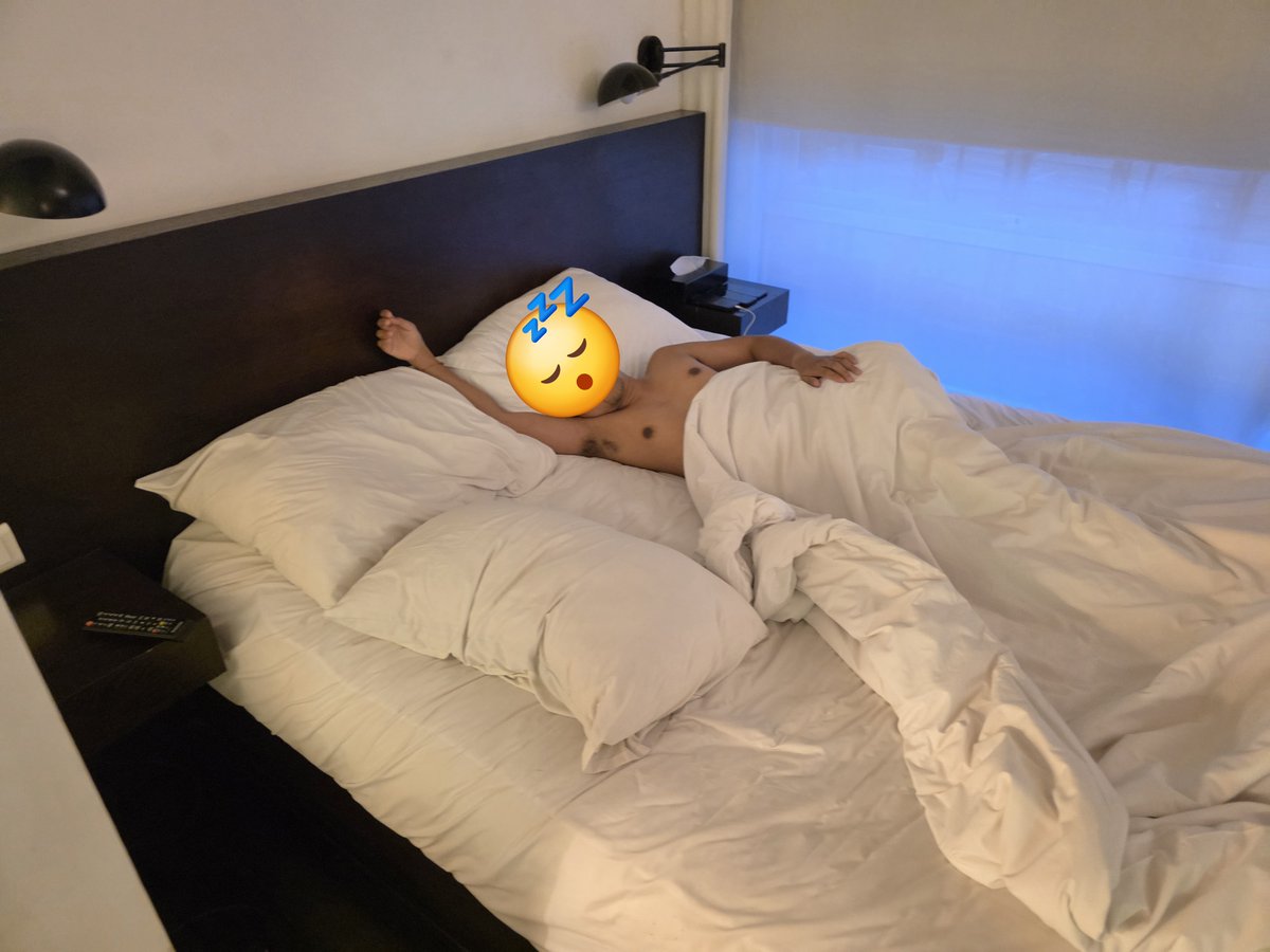malayaprodigy's tweet photo. Session 3 

Best gak join Pilates class kat hotel ni and the trainer pun handsome badan pun sedap
After class aku balik ke bilik
Patut nye member aku tu kata dia nak balik ke Bogor pagi tu
Aku pesan kat dia kalau nak kuar nanti just lock je pintu sebab aku dah bawak keycard
Tapi as aku sampai ke bilik, dia still tidur dalam selimut
Penat betul mamat ni agaknya
Aku selak comforter tu batang dia tak keras, lembik je so aku saje je kolom batang dia
Dia terjaga tapi batang dia tetap tak jaga walaupun 5 minit aku kolom
Hahaha penat ke batang oi
“ayo breakfast..” aku ajak dia
“ok baby, gi mana pilates nya? Rame orang? Ada yg cakep ga?” dia tanya
“cewek semua kaleee… well ada sich one guy, tapi bencong gendut obese hahaha” aku jawab
“dasar kamu” dia cubit aku as he made his way to the bathroom to pee and get ready

Breakfast kat hotel ni surprisingly sedap
That morning one of the menu was Nasi Uduk, and I had two helpings of those sebab memang sedap esp the condiments
Then ada this cold pressed drink yang sedap, its “Pakchoy Pineapple”
I had 4 glasses of that
And because of those stuff I had to make my way to their toilet hahaha
While in the toilet I was browsing the app
I want to invite someone over this morning
Ada a few profile but one profile ni buat aku tertarik
Badan sado but muka dia biasa biasa je tapi badan sedap
Dia kata dia free skrg, if he can come over now before he head to the gym
Aku cakap, sure come over and bila dah sampai lobby bagi tau aku
Bila aku dah settle toilet tu (and I made sure I “cleaned” myself thoroughly in anticipation of the guy coming) aku kuar and join my fwb kat luar
Dia tengah hisap rokok kat area luar café tu and I took some drinks and pastries and joined him
“ntar lagi ada yg mau ke sini, kamu gpp kan?” aku tanya dia
“haha asik donk, top?” dia tanya
“sepertinya, kenapa, kamu mau fuck juga, itu kasi kerasin” aku sindir dia
“haha maaf sayang, cape kale dia, kerja keras 2 kali kelmarin” he answered dengan muka sedih
Aku check phone and the guy said he is already at the lobby
“aku naik dulu ya, mau mandi dulu” aku bg tau dia
“cie cie cie, top nya udah sampai ya, yah kamu jalanin dulu, ntar lagi aku naik” dia jawab
Aku pass kat dia one of the key card