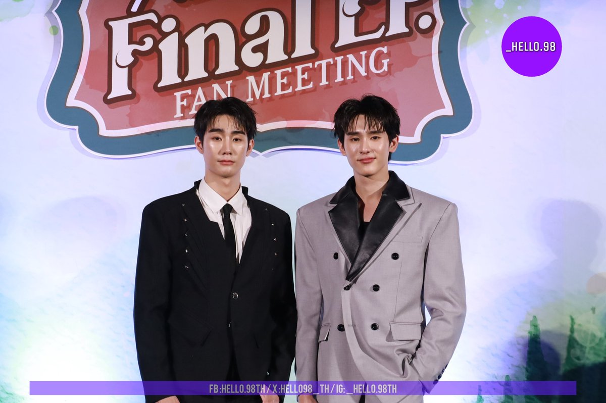 "ฟอส-บุ๊ค" ปิดโรงหนังควง "บุ๋น-แจน-พลอยภัช"ชวนแฟน ๆ ดูตอนจบซีรีส์ "ความลับในบทเพลงที่บรรเลงไม่รู้จบ Melody of Secrets" ช่วงสัมภาษณ์ 

#MelodyOfSecretsFinalEP
#MelodyOfSecrets #ฟอสบุ๊ค #ForceBook #fforce_ #kasibook