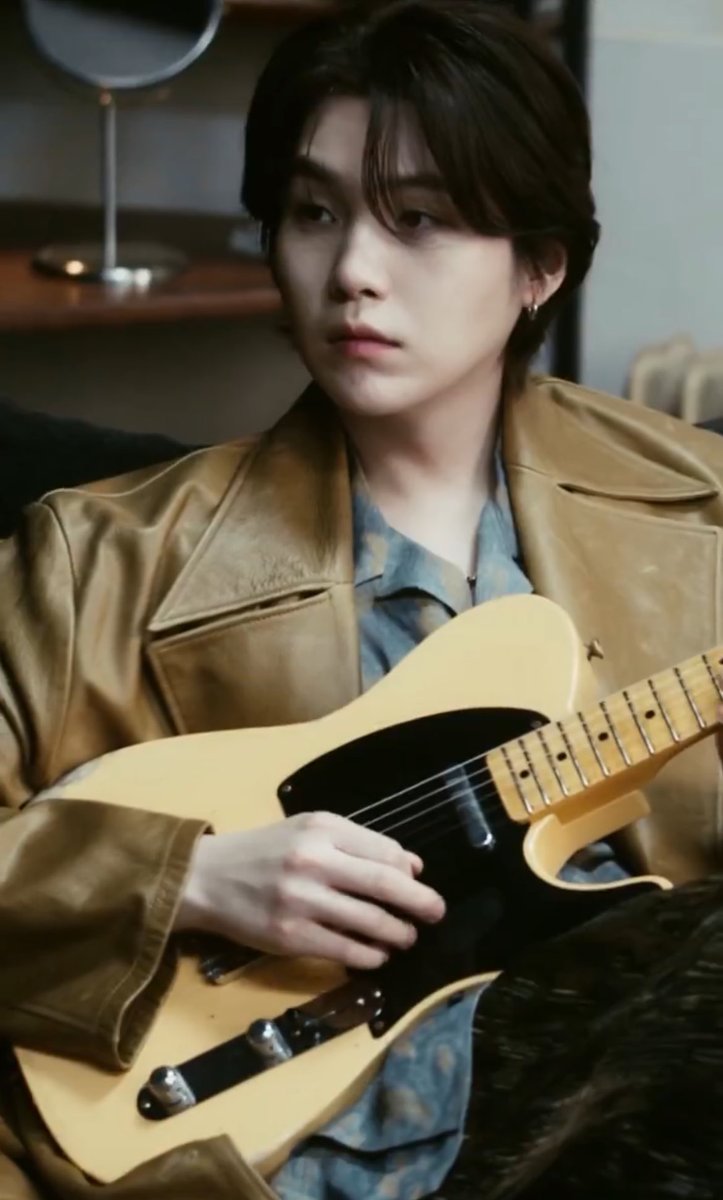 オレらのSUGAさんが帰ってきた…泣泣
かっこよすぎてほんとやばい