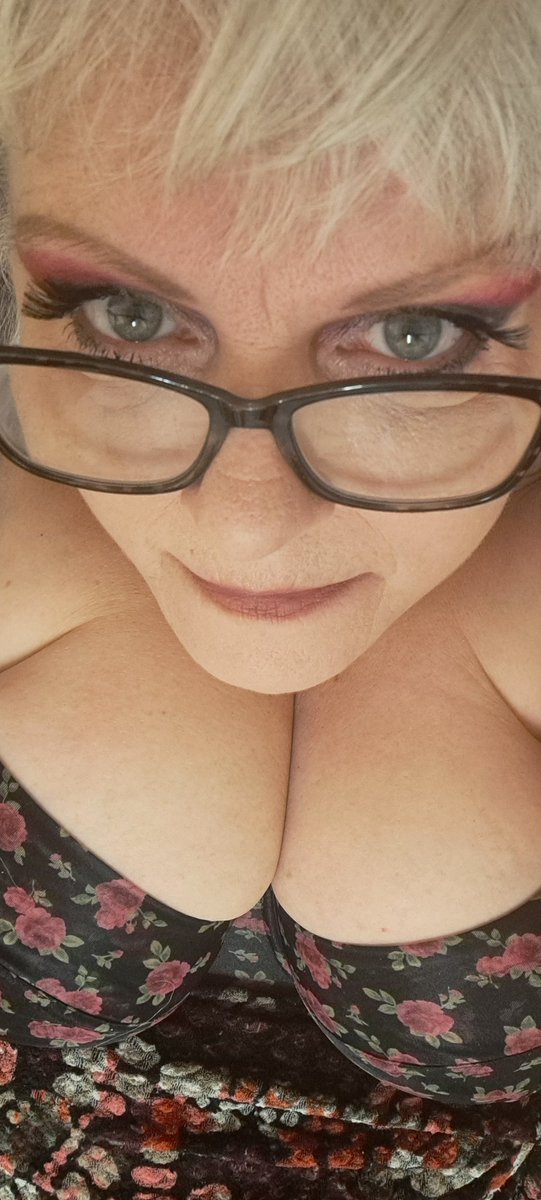 Have you been #naughty silly question I know you have.