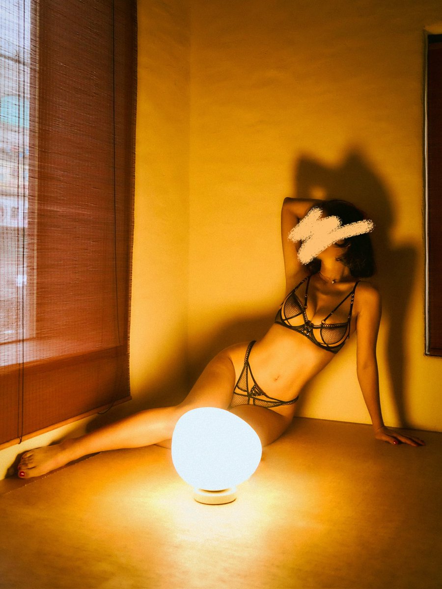 UnderWhoseSkin 📸 Shanghai & London tweet media