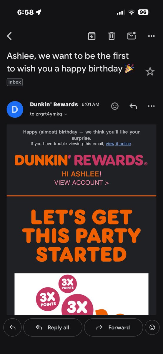 itsallsmallshit's tweet photo. @dunkindonuts Dunk, I’m a loyal customer and so are my kids, but this is kinda underwhelming. At least you get a free drink at @Starbucks 🤷‍♀️ #dunkindonuts #starbucks #coffee #birthdayreward https://t.co/VhP9ZFiBVh