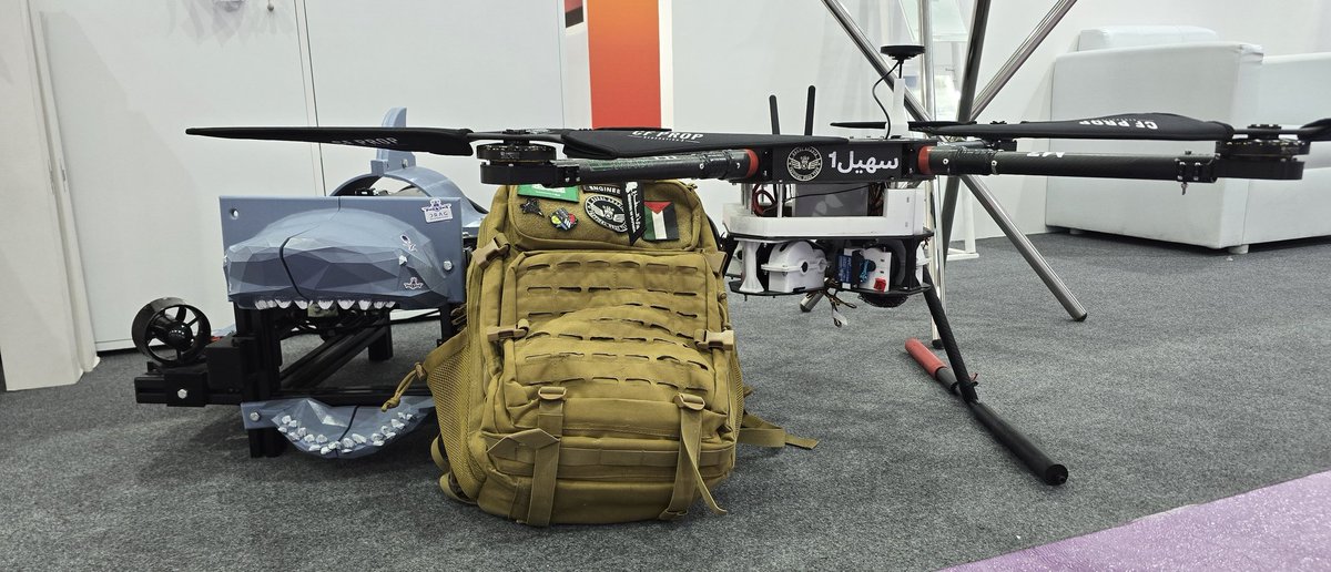 عبداللطيف tweet media