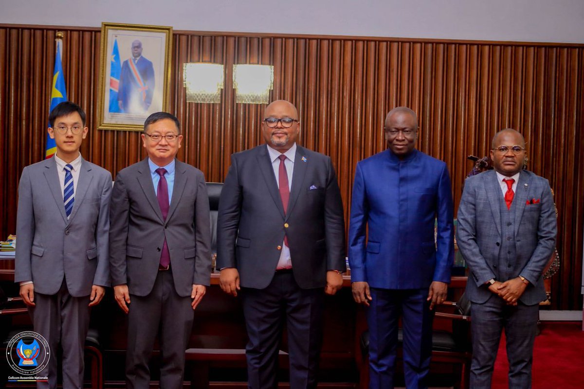Diplomatie Parlementaire et Paix à l’Est de la RDC : Pékin renforce sa coopération  avec Kinshasa.

Le Président de l’Assemblée nationale de la République démocratique du Congo, l’Honorable Aimé BOJI SANGARA , a reçu en audience officielle Son Excellence Monsieur Zhao Bin,