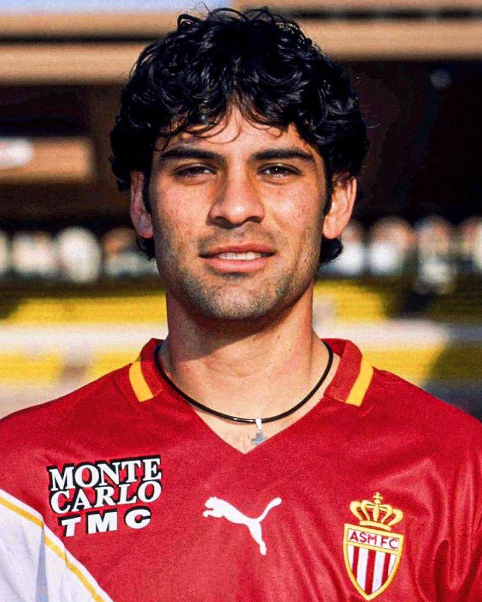 Ligue1_ENG's tweet photo. Happy birthday, Rafa Márquez 🇲🇽⭐️ https://t.co/YLdw6wP9Yd