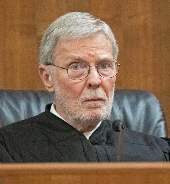 This is so effed up! 🤬

Barry Soetoro appointed Judge John deGravelles just ordered the release of four violent criminal illegal immigrants from ICE custody who all had final removal orders.

- Ibrahim Ali Mohammed from Ethiopia,  convicted of sexual exploitation of a minor. 

-