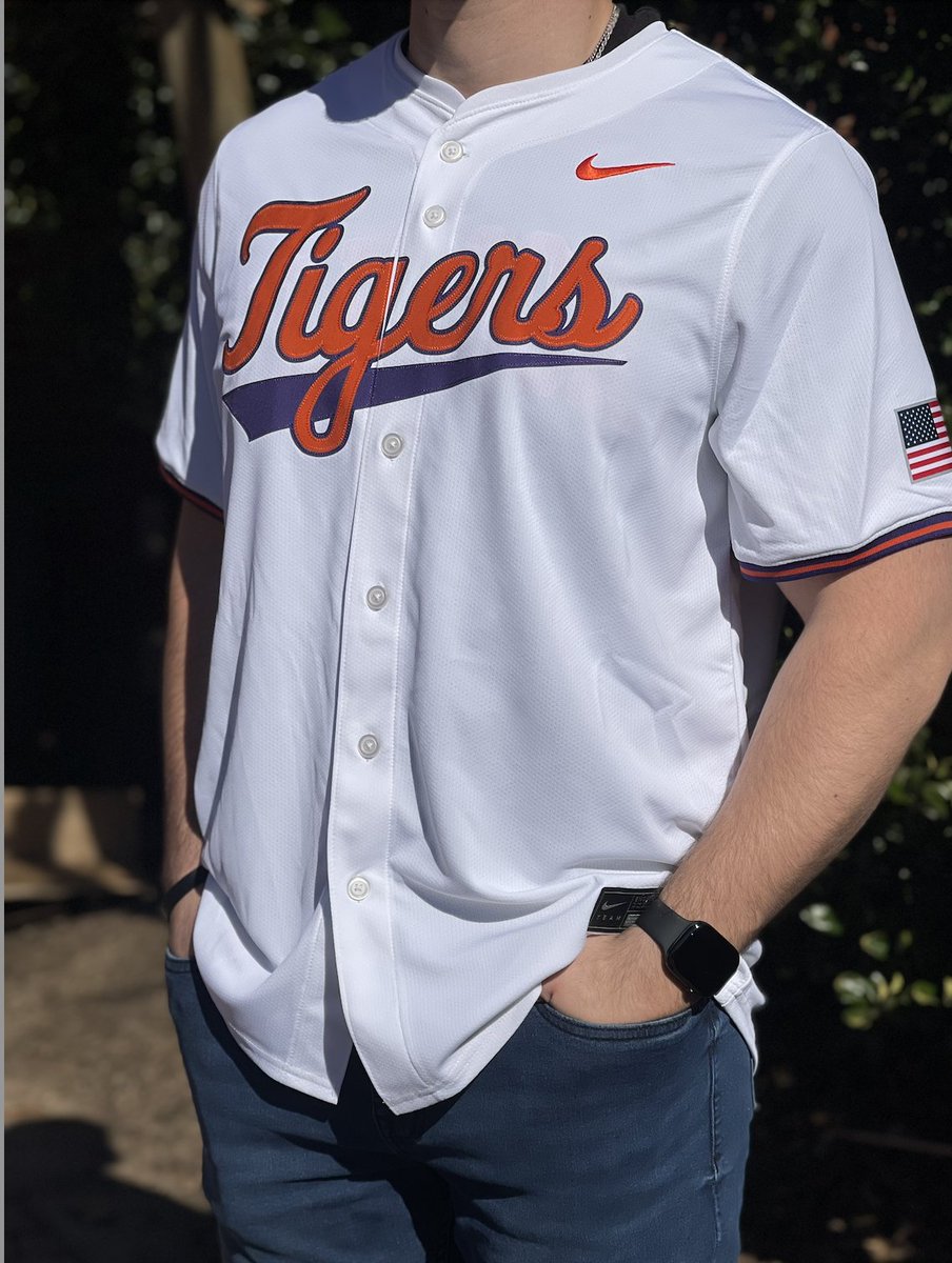 Alumni Hall Clemson tweet media