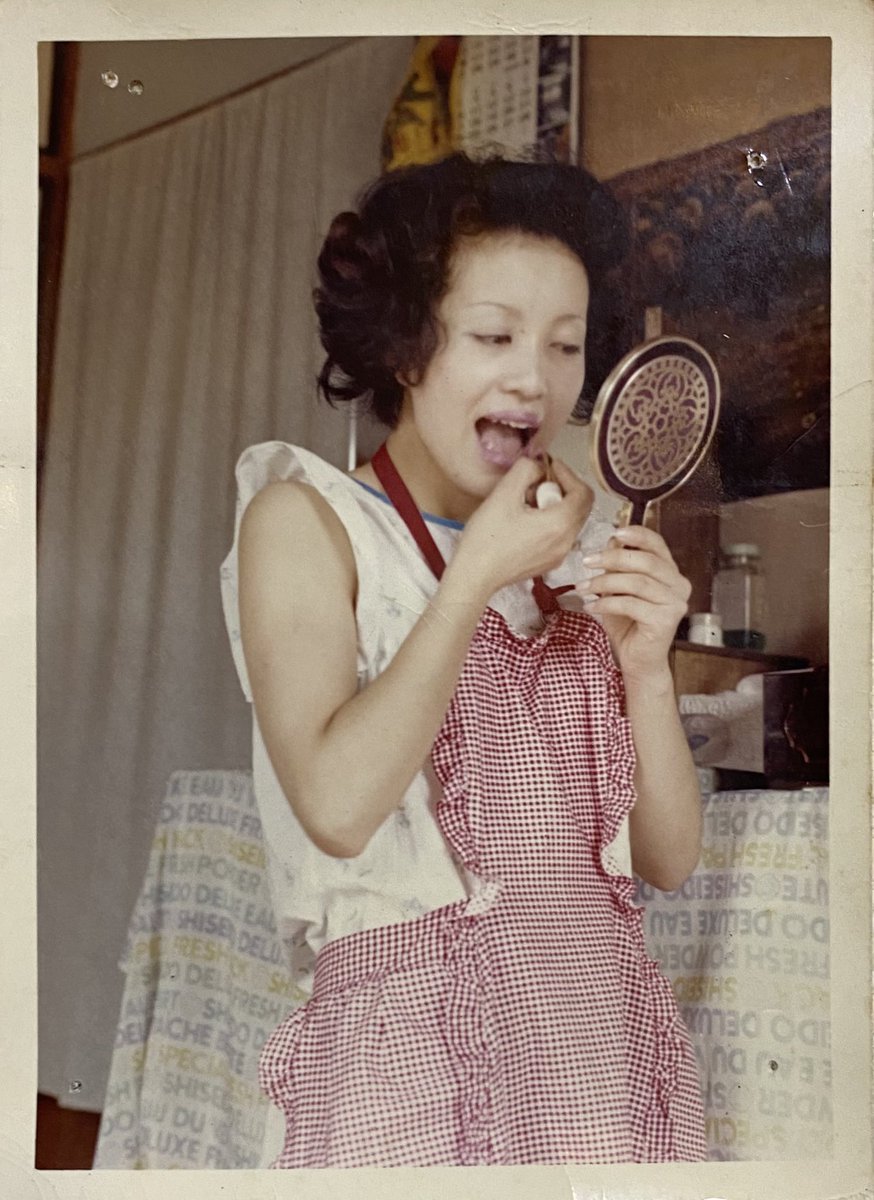 タカコが、今後どうなるか分からない状態になった。言葉も話せず、麻痺もある、食べる事も出来ない。私は手で身体を撫でながら耳元で名前を呼んだり、感謝の言葉をかけた。
痛いとかしんどいとかを感じてると医者は言う。私としては、タカコが辛いことを望まない。1番望まない。祈るだけしか出来ない。