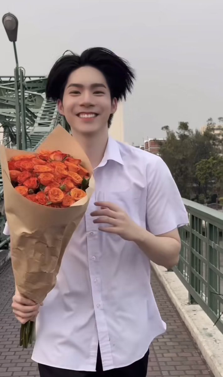 ยัยลูกจูน่ามันเขี้ยวมากอ่ัะ เป็นอะไรที่น่ารักมากก

🥕🧡🖤

#jj_rcp #netsiraphop #NETJJ #เน็ตเจเจ