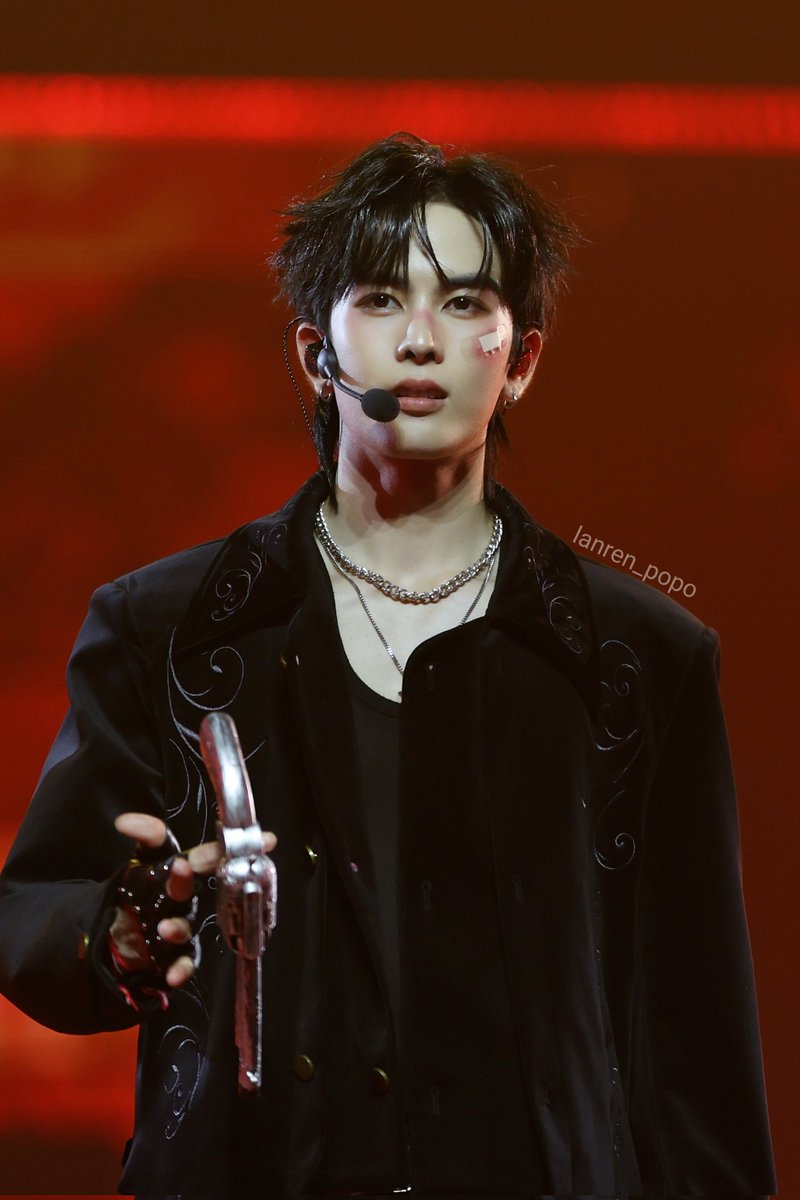 กูให้สิ่งนี้ไปต่อทุกชาติไป พี่พงเอ้ยพี่พง😭😭

JASPER KINDLED FIRSTRISE

#RISERCONCERTD1
#Santapp