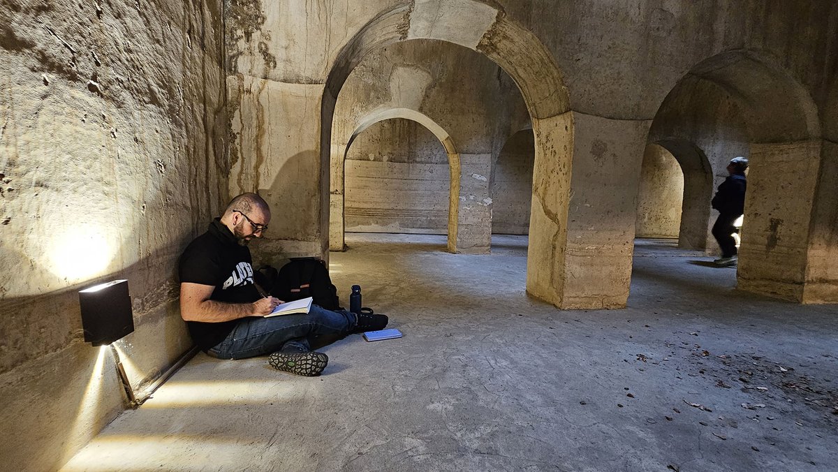 La VII Edición de Patrimonio Dibujado – Urban Sketch ya puede visitarse en el Carmen del Aljibe del Rey🎨.
#ConcursosAguaGranada
#AljibedelRey
fundacionaguagranada.es/2026/02/11/la-…