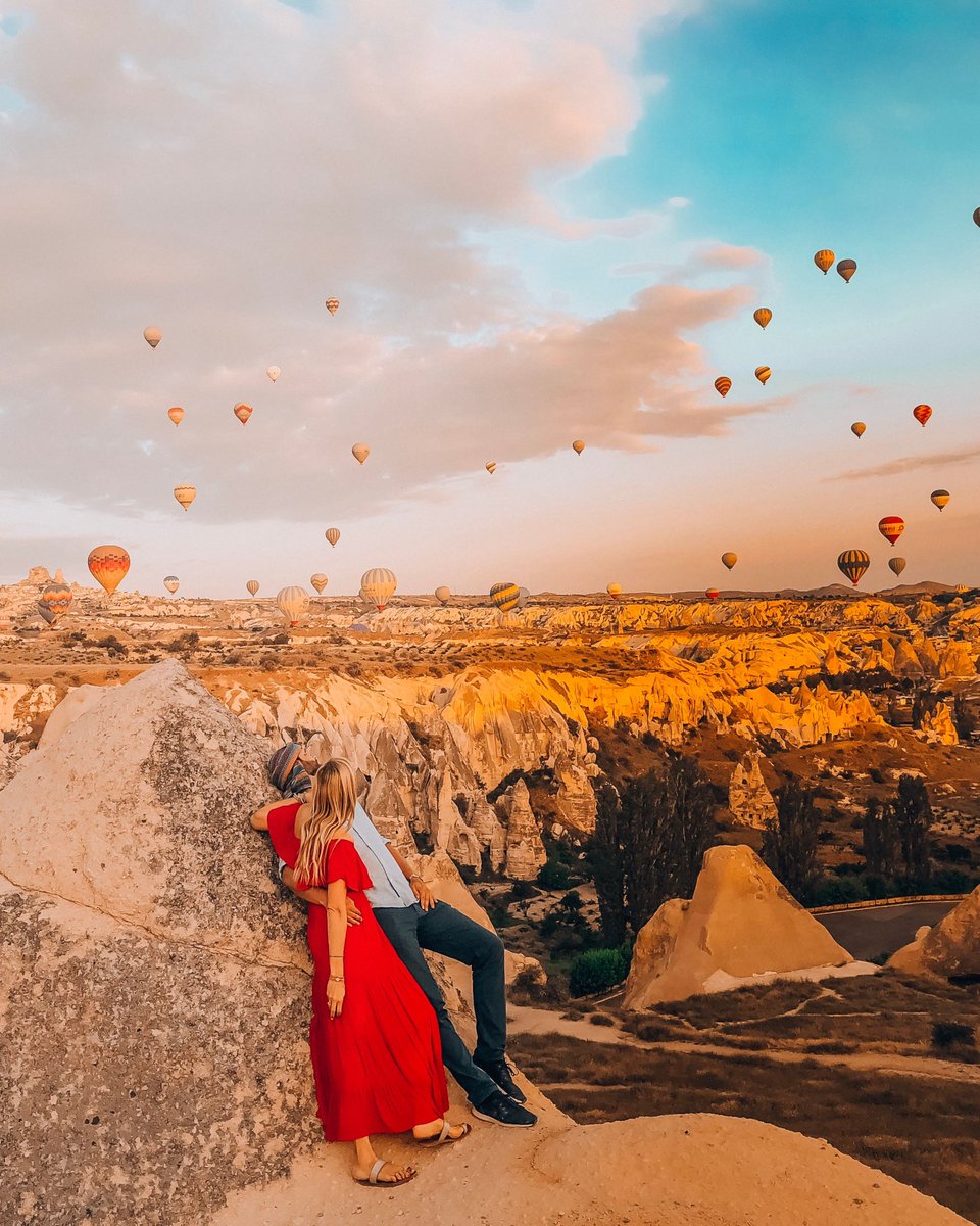 ❤️ Kapadokya her zaman iyi bir fikirdir…
Cappadocia is always a good idea.

14 Şubat’a saatler kaldı ve siz hâlâ hayalinizdeki romantik programı planlayamadınız mı? O zaman en garanti ama en romantik destinasyonlardan birine yönelmenin tam zamanı: Kapadokya.