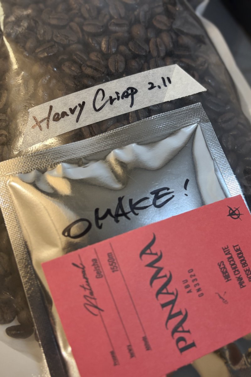 Heavy Crispラテめちゃうま
お試し1stショットはヤケクソティラミスにしたのでその仕上がりも楽しみ