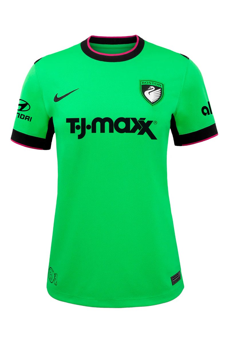 JeffKassouf's tweet photo. The first Boston Legacy FC kit has arrived ahead of the team's inaugural #NWSL season and folks, that colorway is sharp. https://t.co/REBLuKDinV