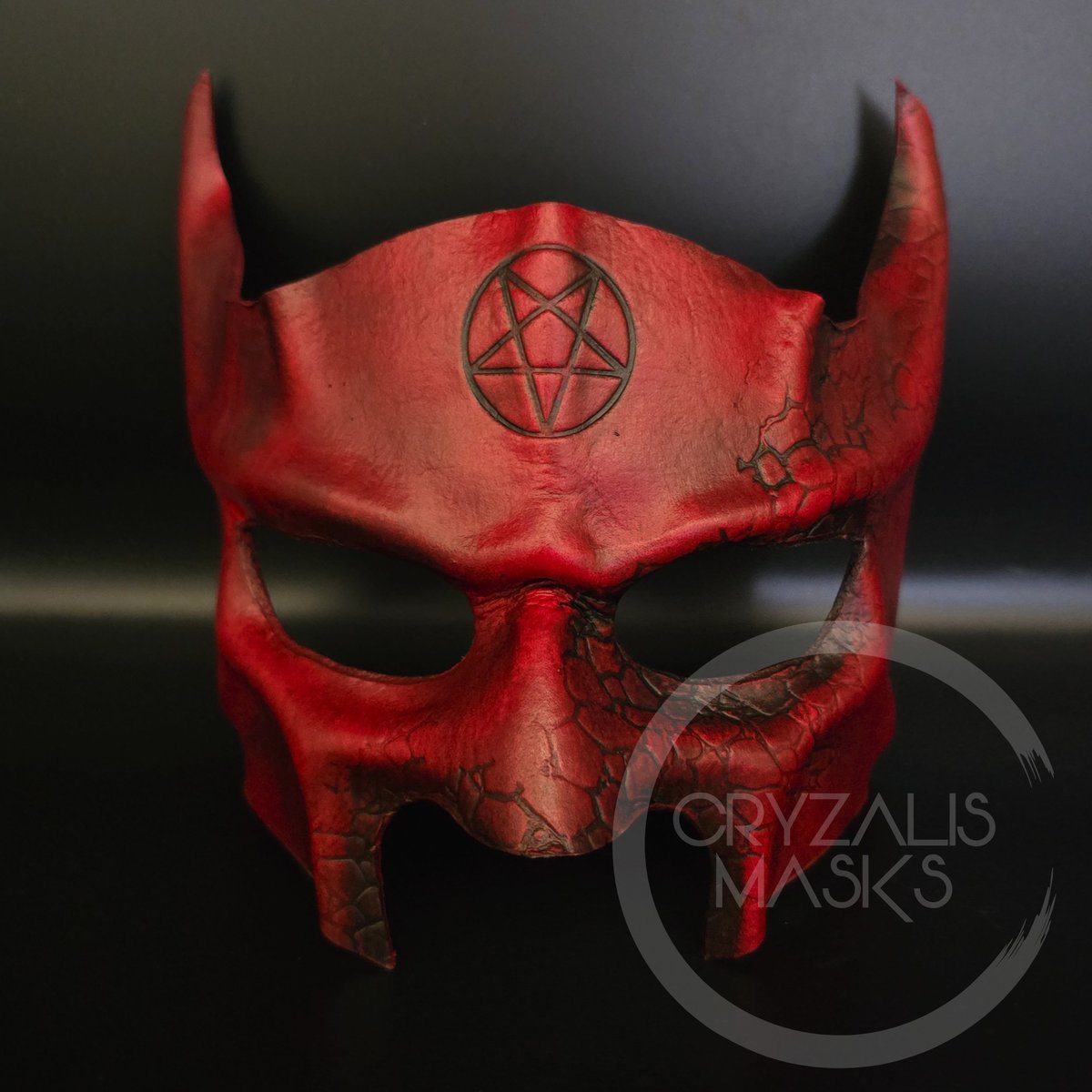 CryzalisMasks's tweet photo. Devil mask: Red Adult leather masks with pentagram | Cryzalis Masks

https://t.co/rH9f78DS4H

 https://t.co/Vh3eNx5oXA via @Etsy https://t.co/MegRWMdya5
