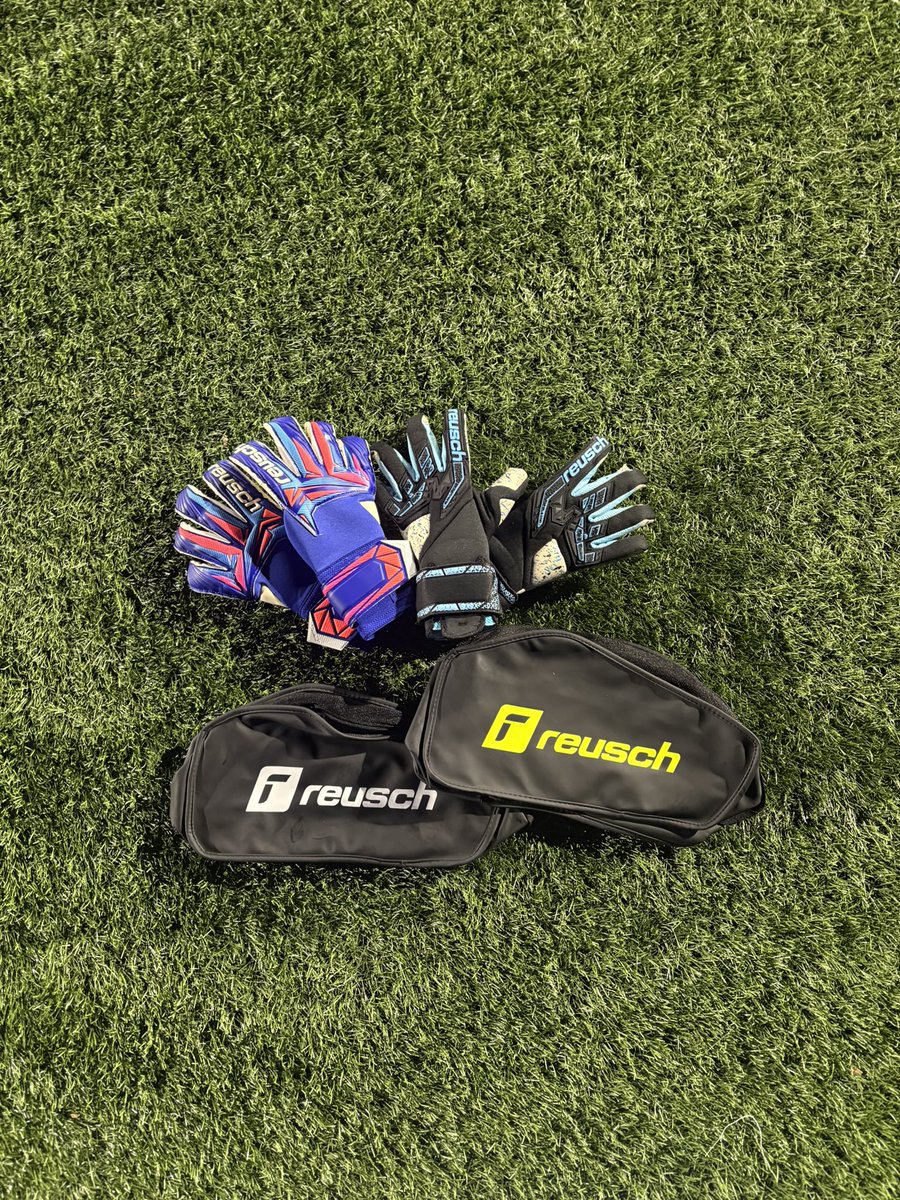 moeka_816's tweet image. 今シーズンも #ロイシュ 様と
共に闘わせていただきます🧤⚽️

私が使用しているグローブは！
【 アトラクト デュオ エボリューション 】
サイズ:7.5
中も外も最強グリップ💥

最高のパフォーマンスを発揮できるように
頑張ります💪🏼🌟

#reusch 
#オルカ鴨川FC