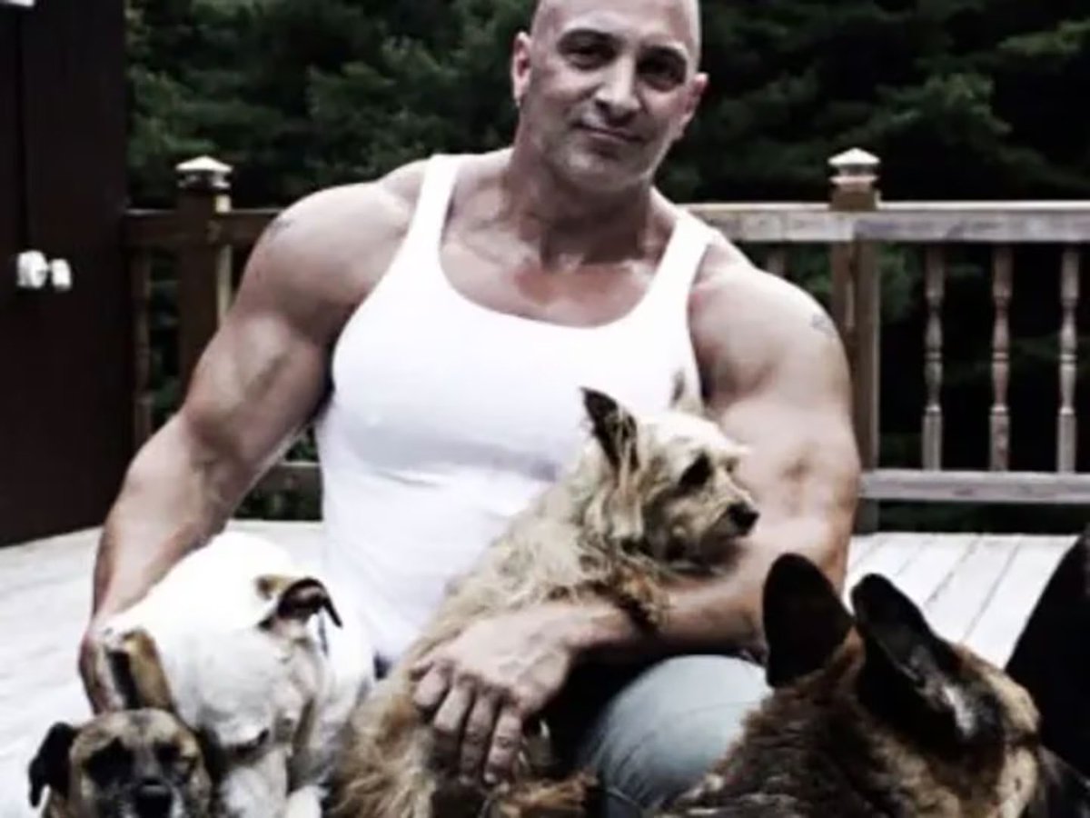 This memo from the Bureau of Prisons says that Epstein's cell mate Nicholas Tartaglione was found in possession of a cell phone on July 2, 2019, a few days prior to Epstein showing up to Metropolitan Correctional Center.

The call history is redacted.

Epstein arrived to MCC on