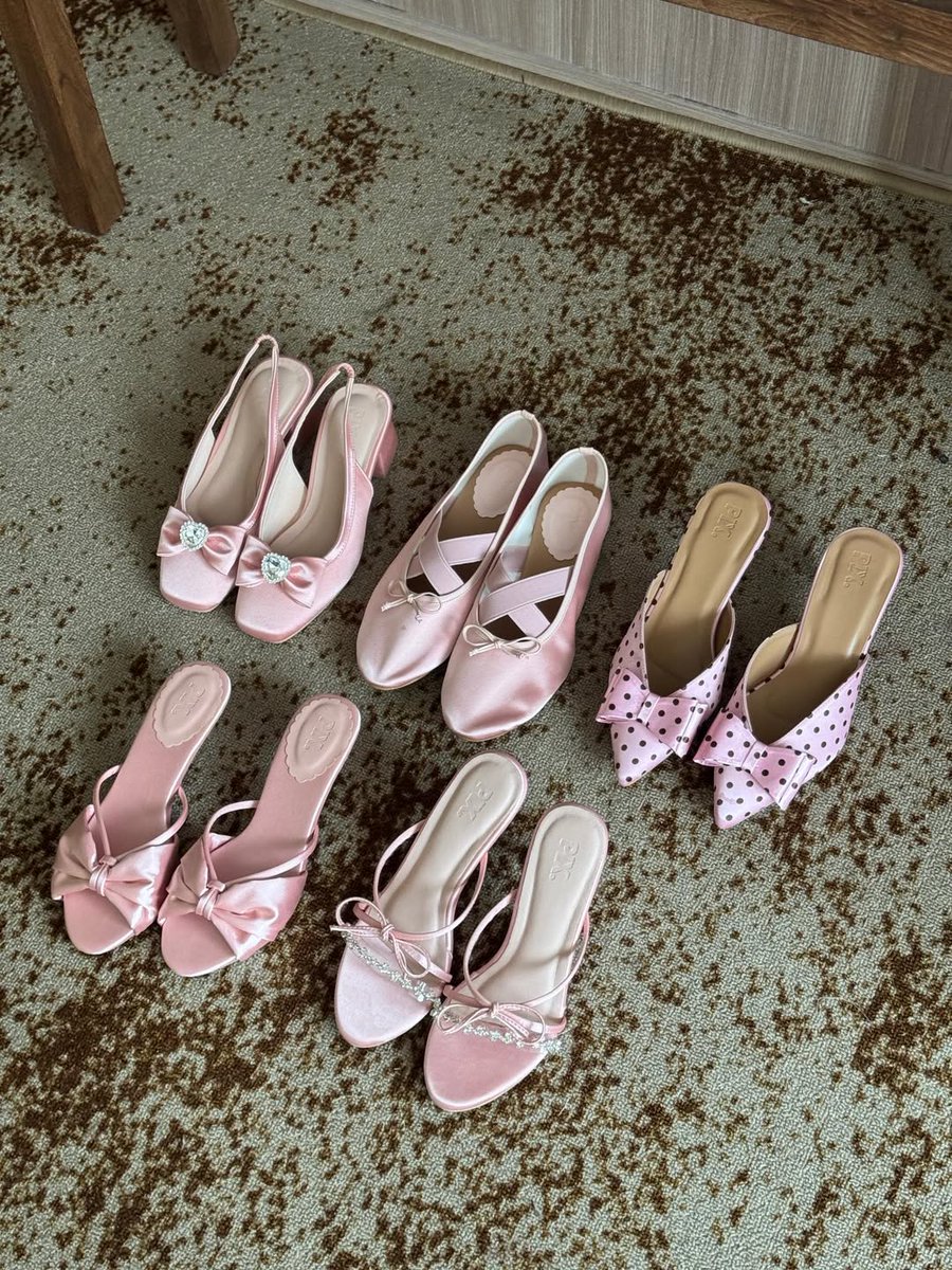 Obsessed with this pink footwear. OMG, I’m sooo in love 😭🩷