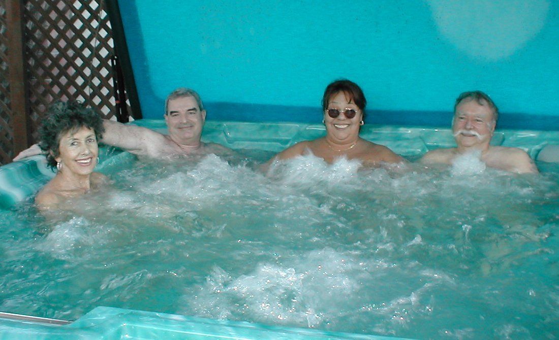AANRwestRegion's tweet photo. Club Spotlight: Southern California Naturist Association (SCNA). They organize beach days, parties, and advocacy. Get involved in SoCal! LEARN MORE: https://t.co/TtwxAMWIpY #SCNA #AANRWest https://t.co/bA9pNSv7Yk