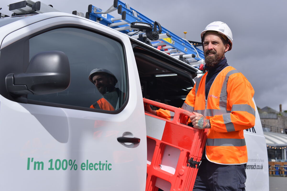 Openreach tweet media