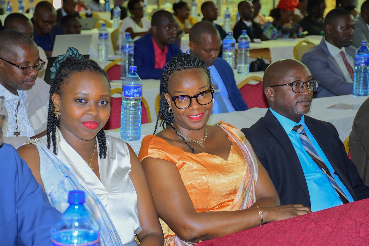 Ministère de la Communication et des Médias tweet media