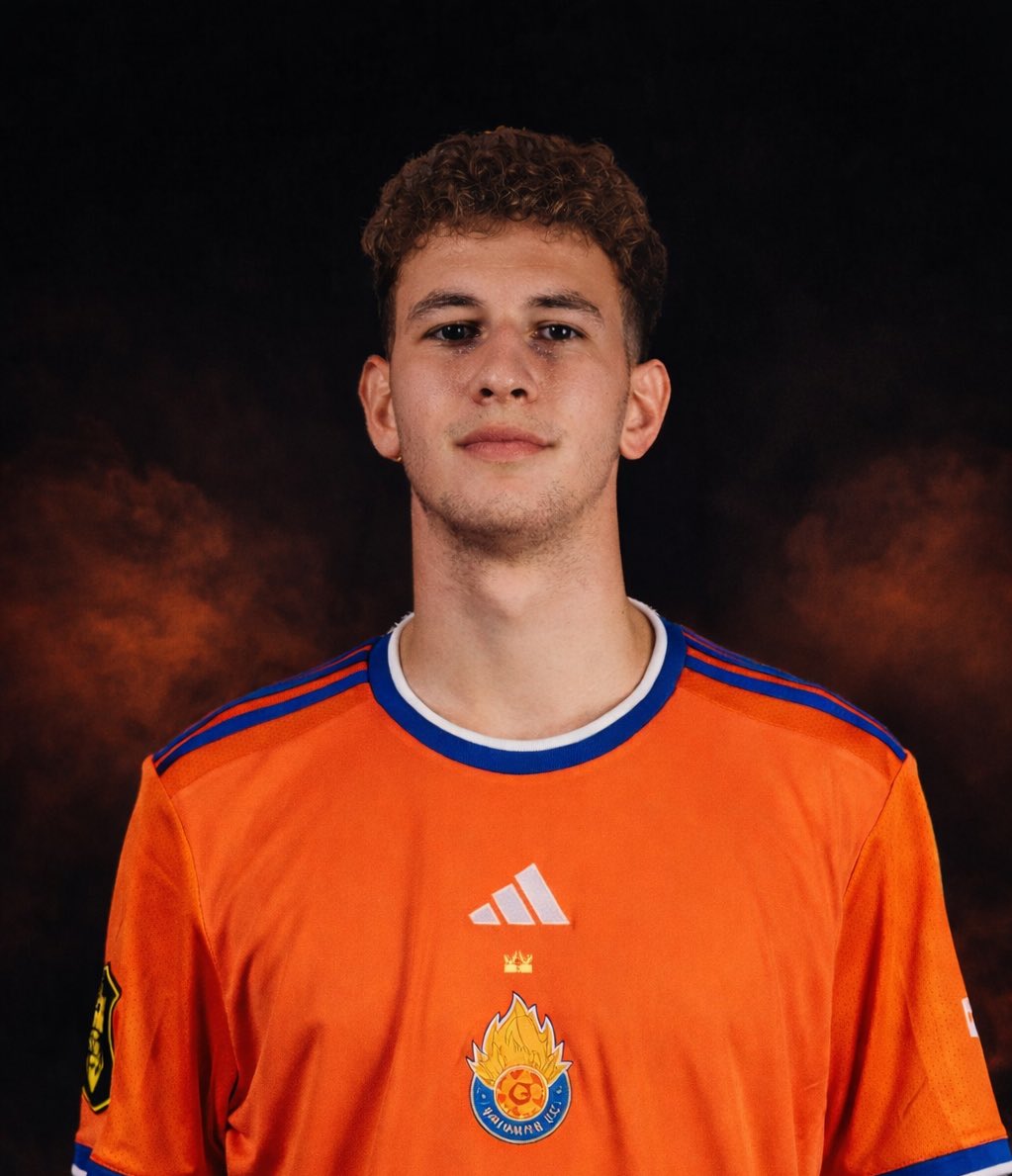 🚨 INFO: Albert Garcia podría ser la última incorporación de Saiyans para la próxima temporada

El jugador ha estado entrenando desde el primer día con el equipo, ya disputó la copa y gusta mucho al staff