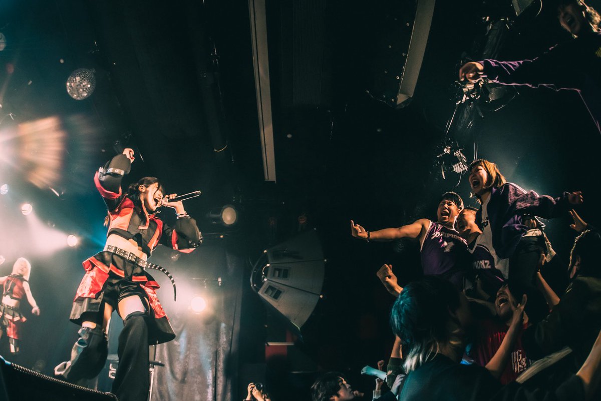 MAGMAZ_jp's tweet photo. ANIMA THANXXX!

with カノン(永久欠番メンバー)

#MAGMAZ https://t.co/qXXCIE0zkd