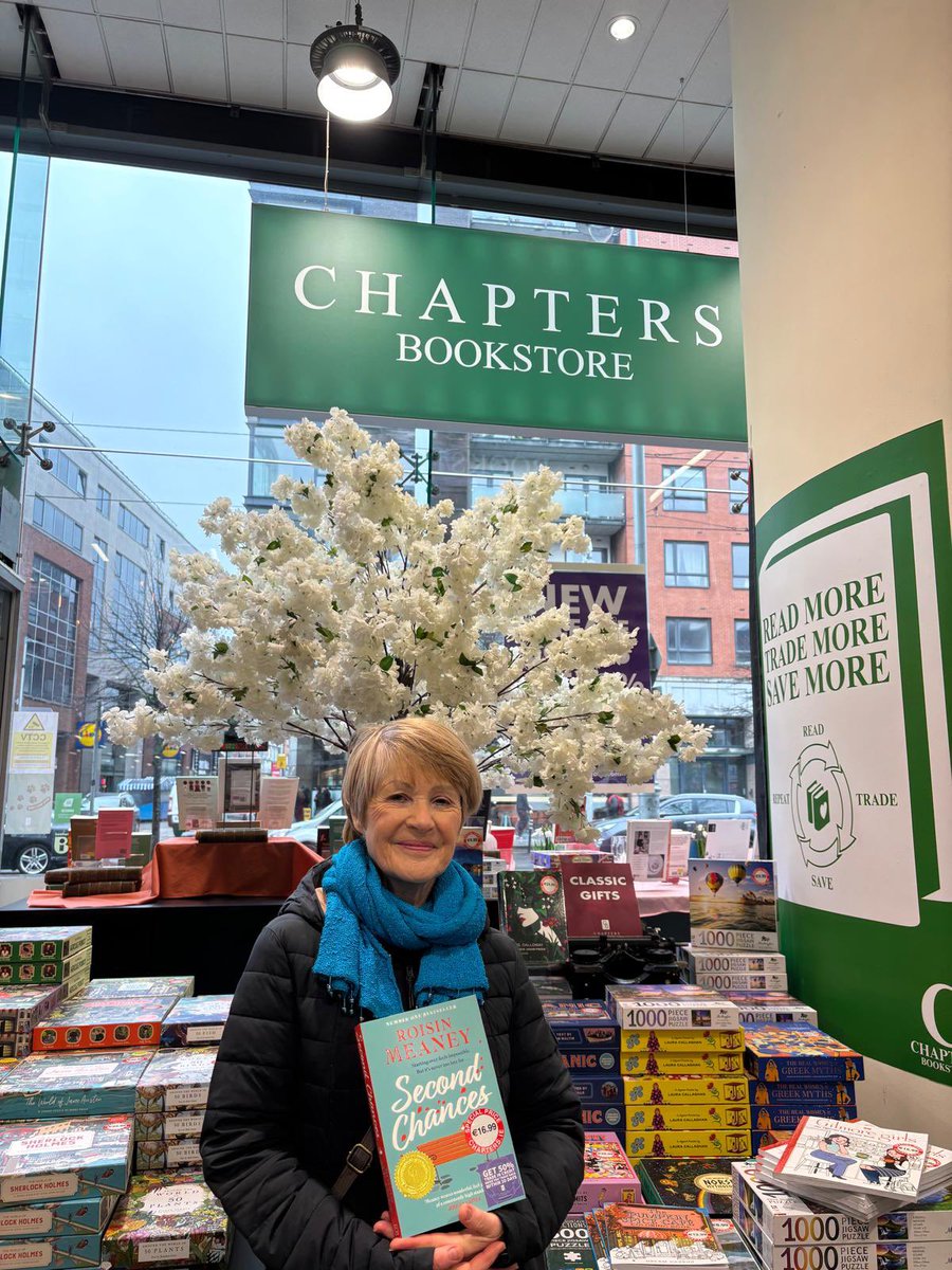 We’ve got signed copies of Roisín Meaney’s Second Chances in store today !

If you like warm, smart, feel-good fiction with humour, heart &amp; characters you’ll want to move in with, this is your next comfort read. Calling all fans of Irish contemporary &amp; “one more chapter” readers!