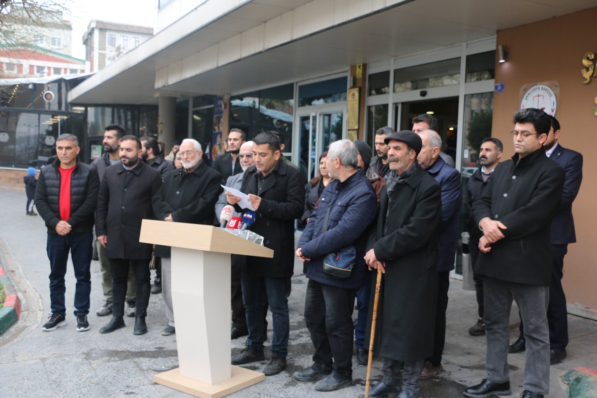RihaZiman's tweet photo. Di Derbarê Zimanê Dayikê û Dersên Bijarte De Daxuyanîya Komîsyona Zimên a Baroya Rihayê!
Spas Bo Beşdarvanan!
@UrfaBarosu https://t.co/EuwrlKQqGD