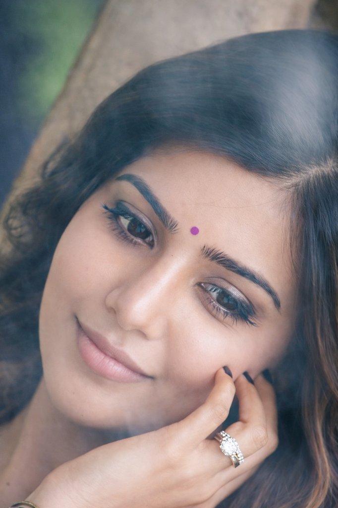 Facecard tweet media