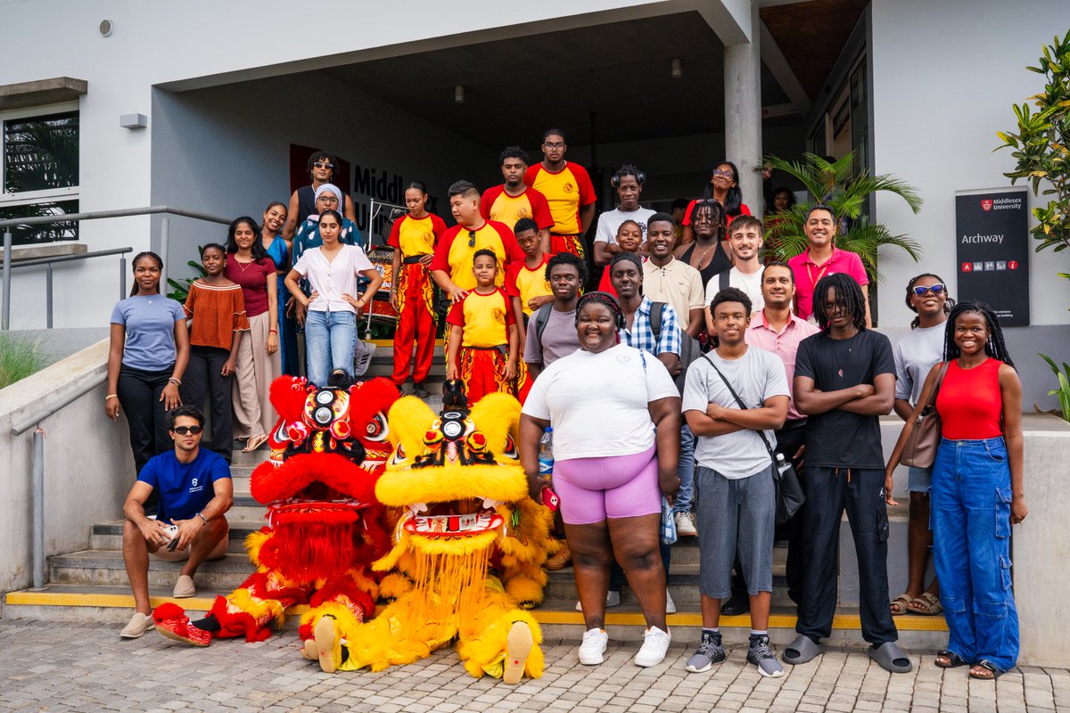 MiddlesexMru's tweet photo. 🧧 𝐂𝐞𝐥𝐞𝐛𝐫𝐚𝐭𝐢𝐧𝐠 𝐜𝐮𝐥𝐭𝐮𝐫𝐞 𝐚𝐧𝐝 𝐭𝐫𝐚𝐝𝐢𝐭𝐢𝐨𝐧 𝐨𝐧 𝐜𝐚𝐦𝐩𝐮𝐬 🦁

Our campus came alive today with a traditional Lion Dance performance as we celebrated Chinese New Year with our Middlesex University Mauritius community.

#ChineseNewYear #LunarNewYear https://t.co/Cb4dexZDk1