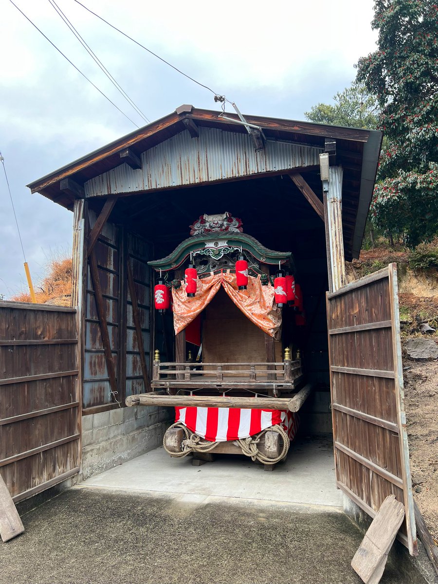 seyakai's tweet photo. 令和七年二月十一日
広島県尾道市瀬戸田町沢地車
明治三十年頃に大阪から船で運ばれ瀬戸内海の生口島へ

約130年ぶりに大阪へ里帰りしました。
末永く大切にします。
沢地区の皆様、そして橋本様この度は素敵なご縁を頂き誠にありがとうございます🙇‍♂️

沢地区の益々の発展を願って。
感謝🇯🇵 https://t.co/rAfJoW8yGf