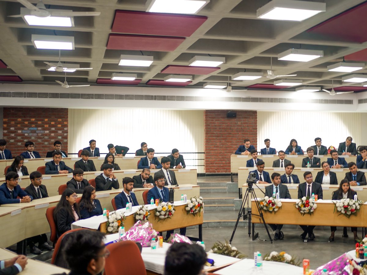epack_durable's tweet photo. At Epack Durable, we believe meaningful conversations build stronger workplaces. Mr. Sumedh Singh, AVP–HR, represented us at NEEV: The Startup Conclave Founder’s Conclave Chapter 2 by IIM Kashipur
The Startup Talent Wars session focused on attracting and retaining next-gen talent https://t.co/Yng3s7W6UP