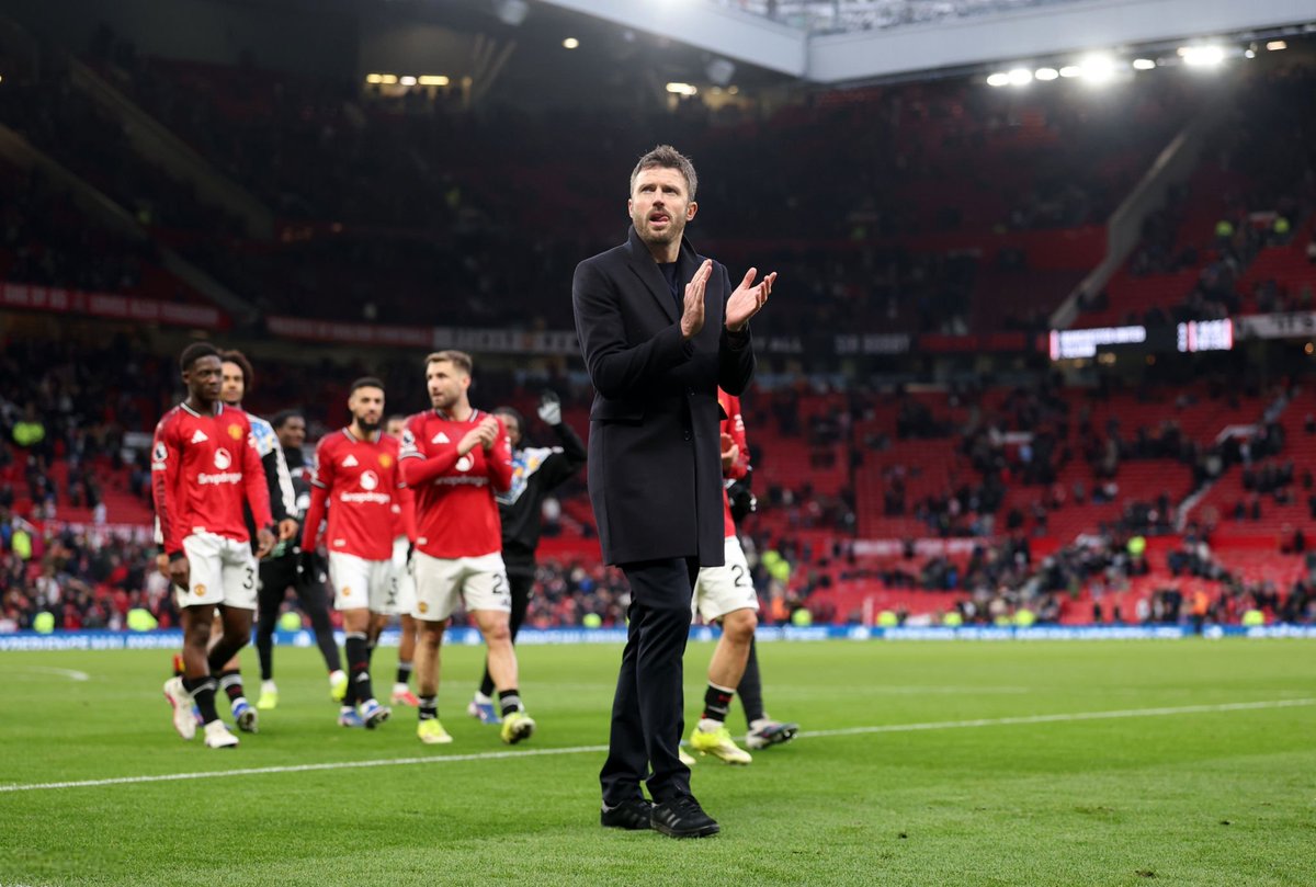 Michael Carrick est 𝗘́𝗟𝗨 𝗘𝗡𝗧𝗥𝗔𝗜̂𝗡𝗘𝗨𝗥 𝗗𝗨 𝗠𝗢𝗜𝗦 en Premier League 👏🔴

Un début canon en battant Manchester City (𝟮-𝟬) et Arsenal (𝟮-𝟯) !

𝗠𝗔𝗡𝗖𝗛𝗘𝗦𝗧𝗘𝗥 𝗨𝗡𝗜𝗧𝗘𝗗 𝗘𝗦𝗧 𝗗𝗘 𝗥𝗘𝗧𝗢𝗨𝗥 ! 🔙